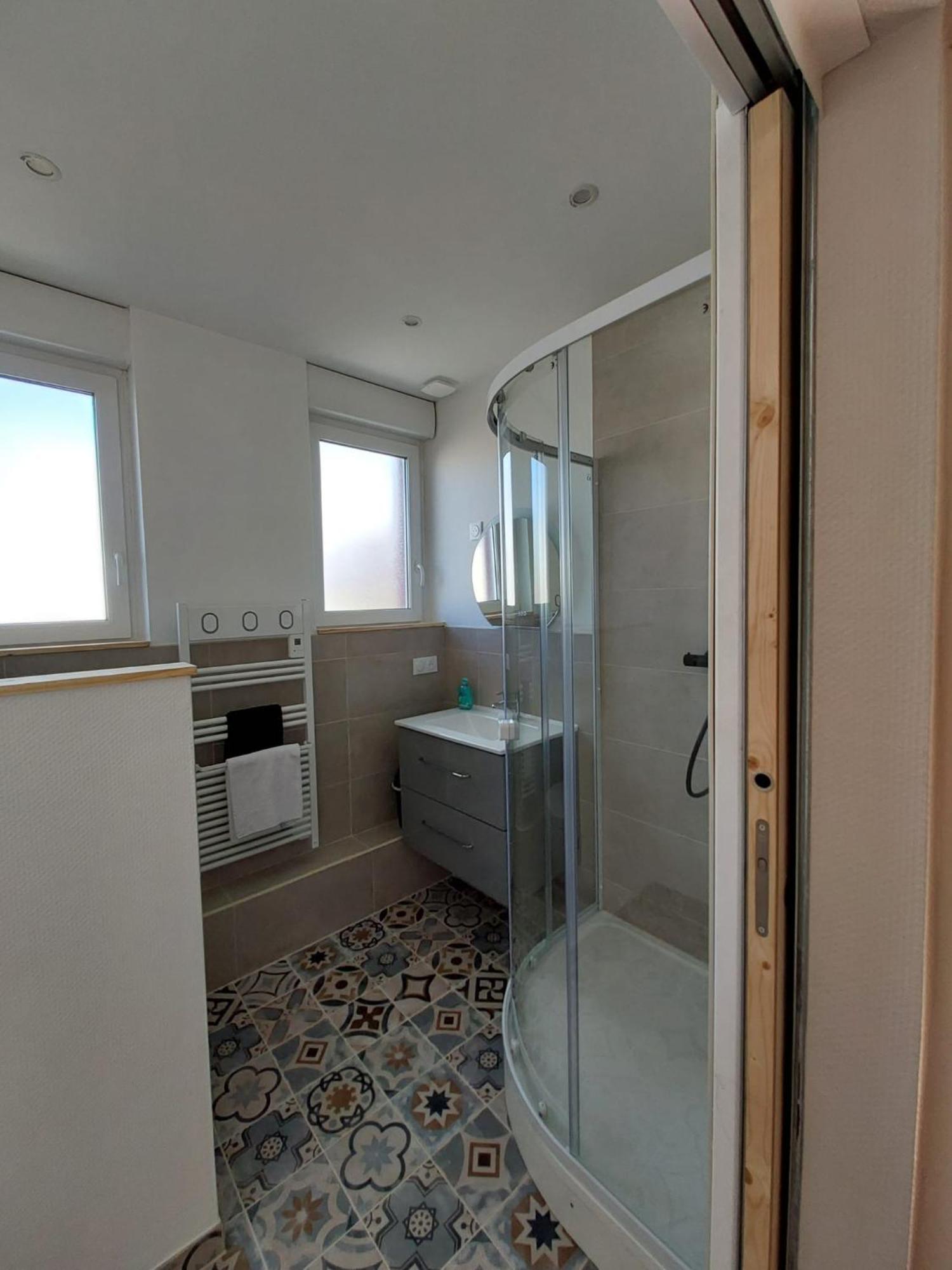 Les Appartements Sur Pompidou - 7 Appartements Neufs Societe Selogerametz Com Exterior foto